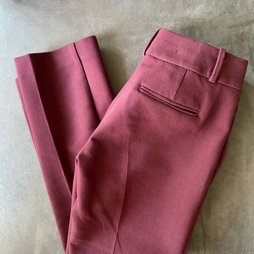 Ann Taylor maroon ankle pants